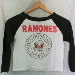 🌻Ramones Graphic Tee